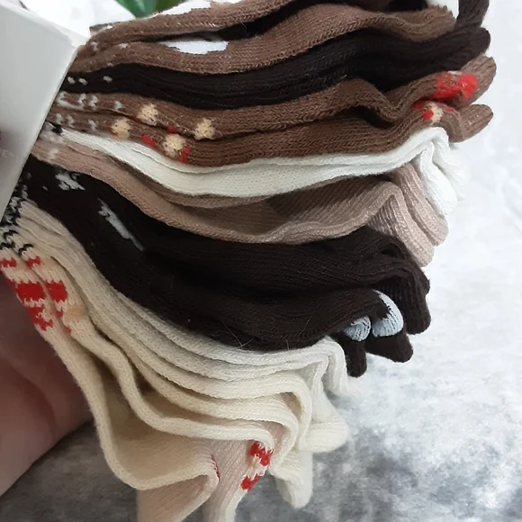 Marilyn Monroe 10 Pairs Pack Of Socks NWT - Picture 2 of 9